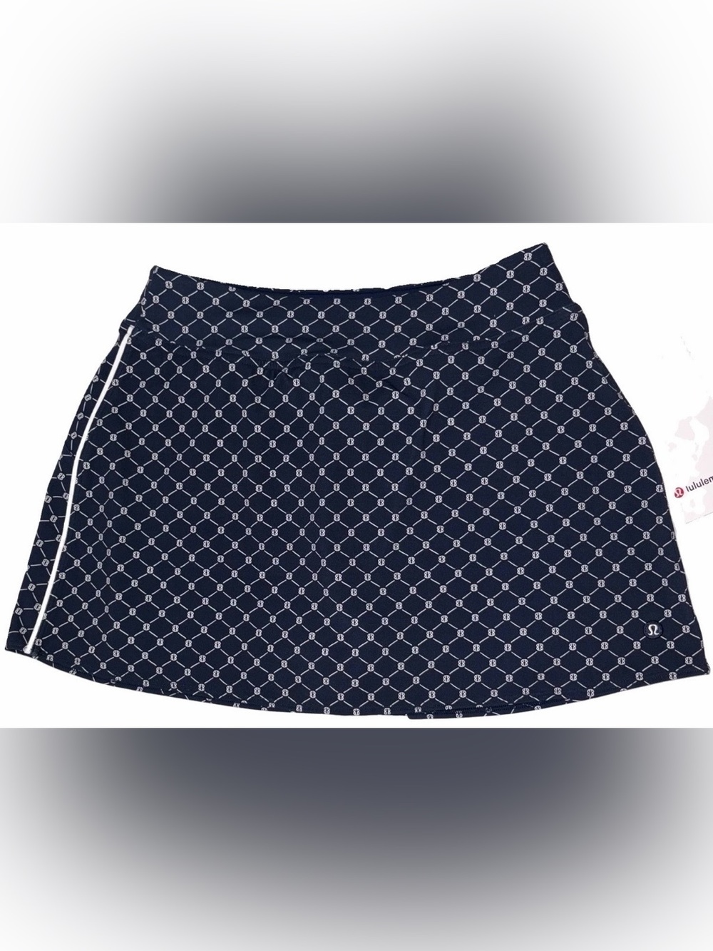 NWT*LULULEMON*XSMALL*HI RISE MINI SKIRT*LINER,POCKETS*NAVY/WHITE KNOT PRINT